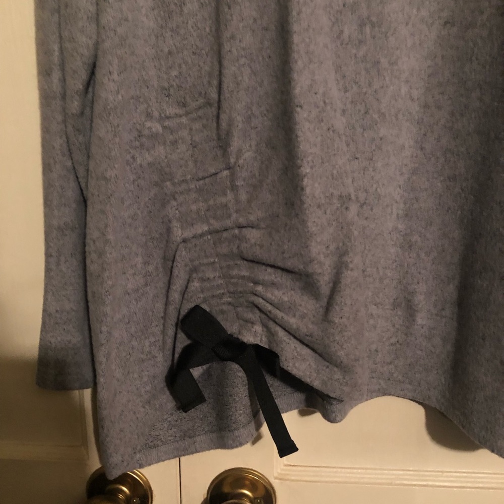 SWEATER - Picture 2 of 3